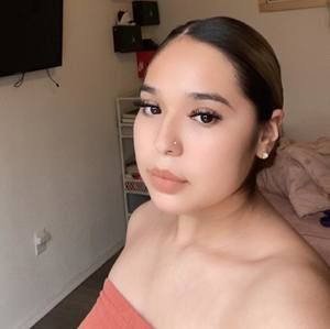 Meet your Posher, Evelyn